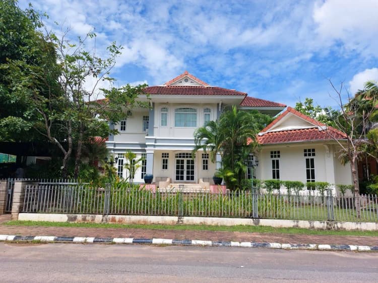 หมู่บ้านเฮอร์ริเทจ main view