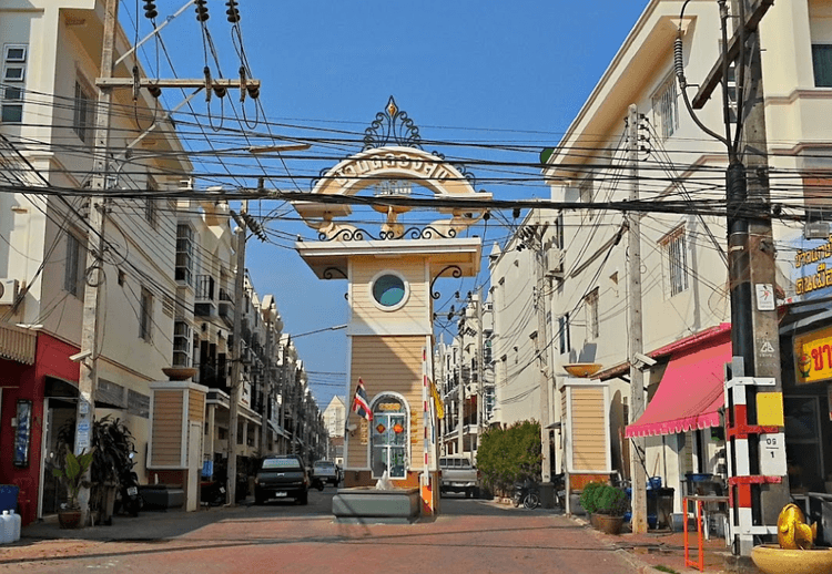 บ้านฉลองสุข ภูเก็ต main view