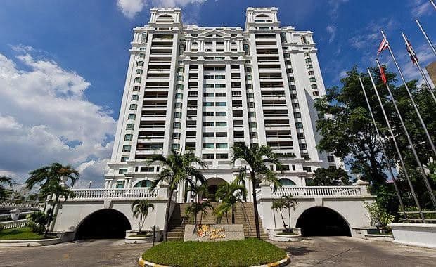 รอยัล คาสเทิล พัฒนาการ main view