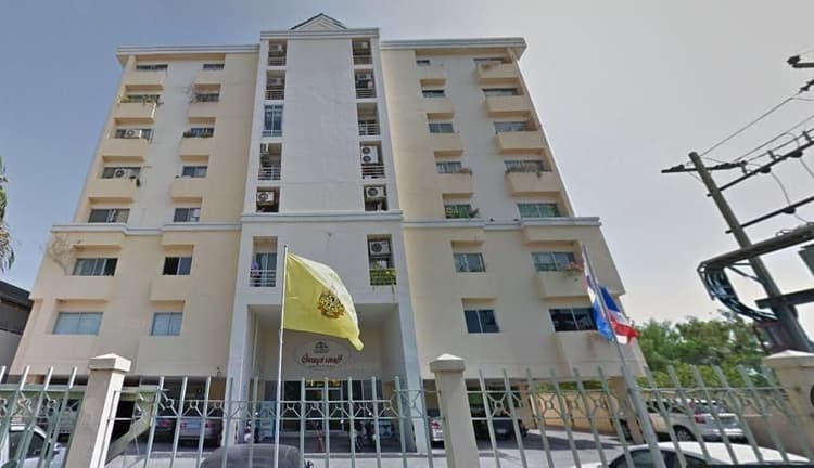 อ่อนนุช เพลส main view