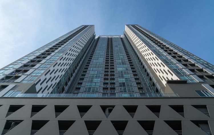 โนเบิล รีวอลฟ์ รัชดา main view