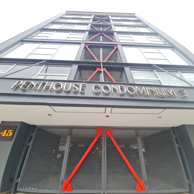 เพนท์เฮ้าส์ คอนโดมิเนียม 3 main view