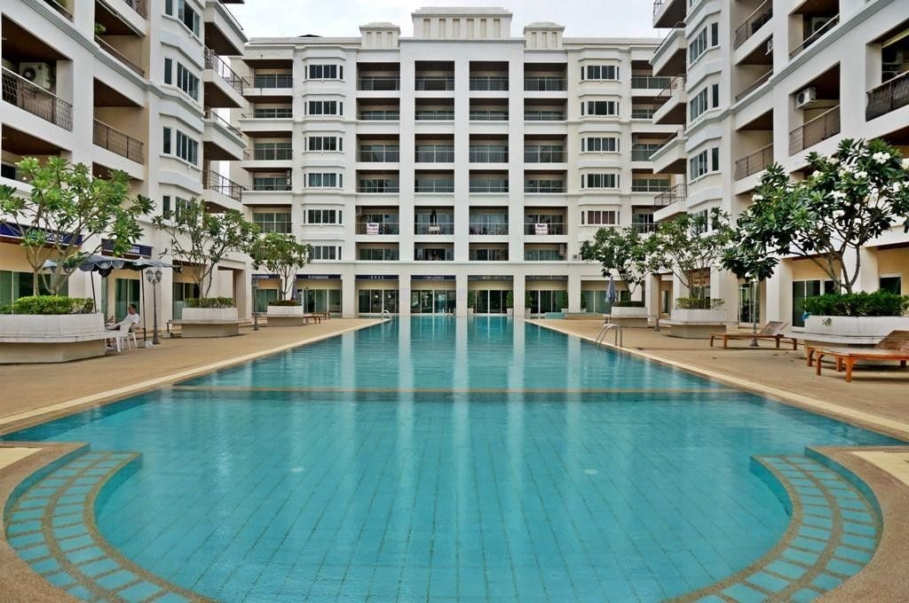 ชื่อโครงการ แพลตตินั่ม สวีท คอนโดมิเนียม