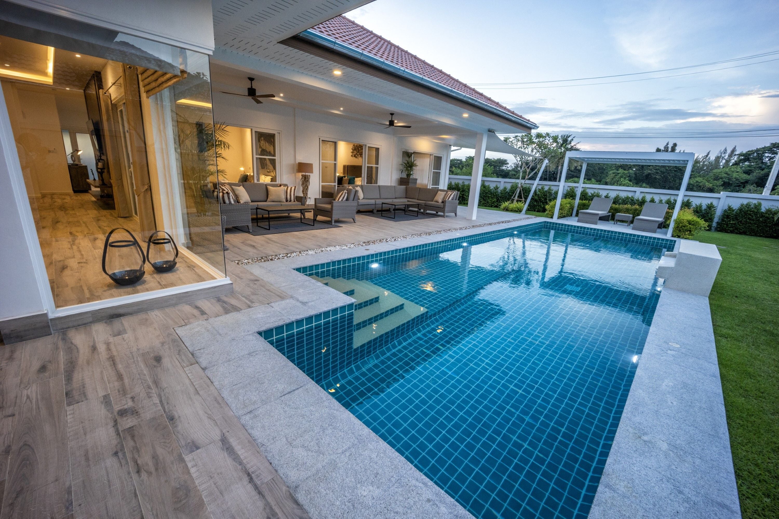 ชื่อโครงการ มาลี โลตัส เอ็กเซ็กคูทีฟ