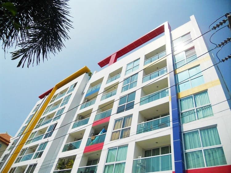 อาร์ท ออน เดอะ ฮิลล์ main view