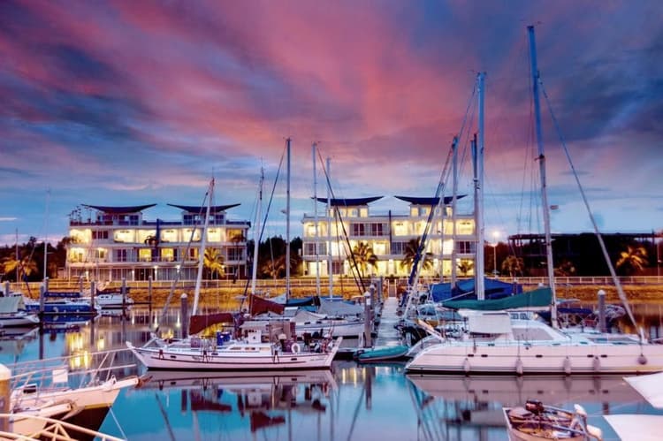 คลีท คอนโดมิเนียม main view