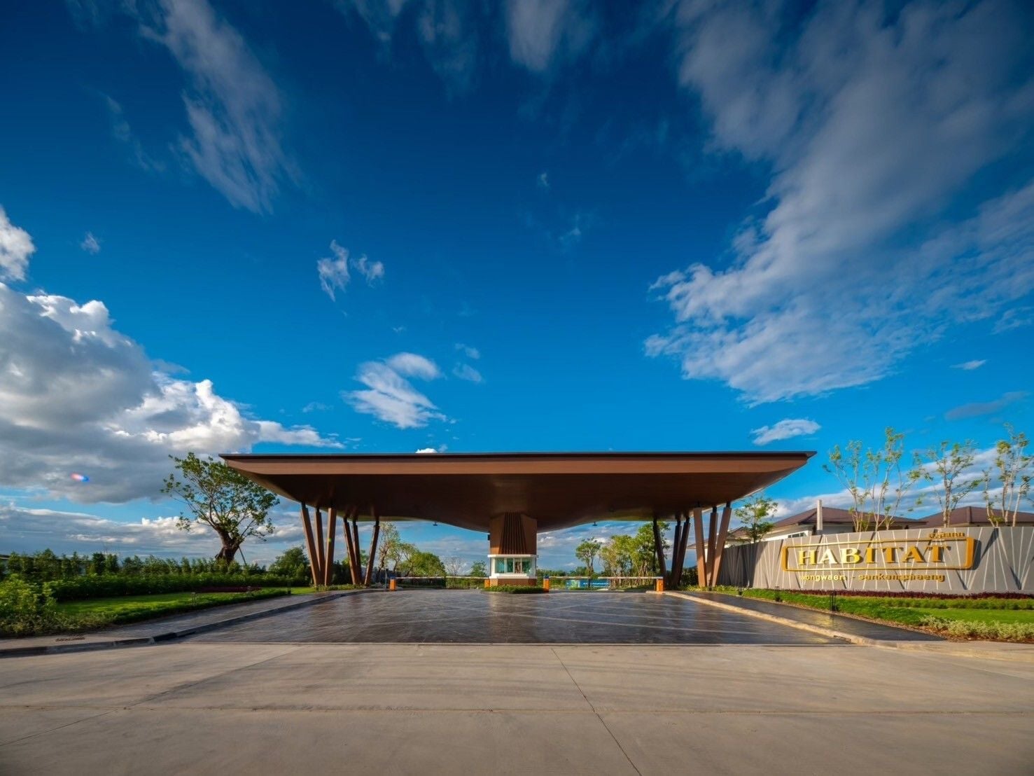 ชื่อโครงการ ฮาบิแทท วงแหวน - สันกำแพง