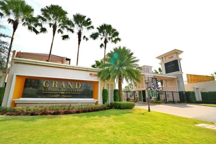 Grand Bangkok Boulevard Sathorn - Pinklao main view