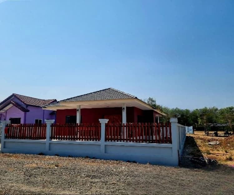 Pimsiri Village Ville Phase 1 main view