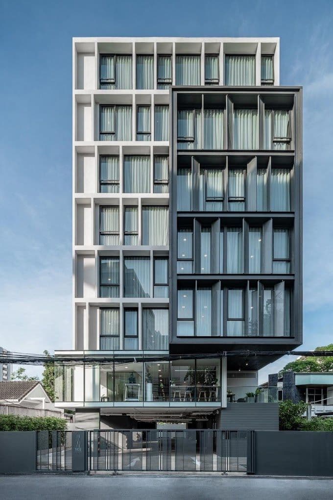 Tate Thong Lor main view