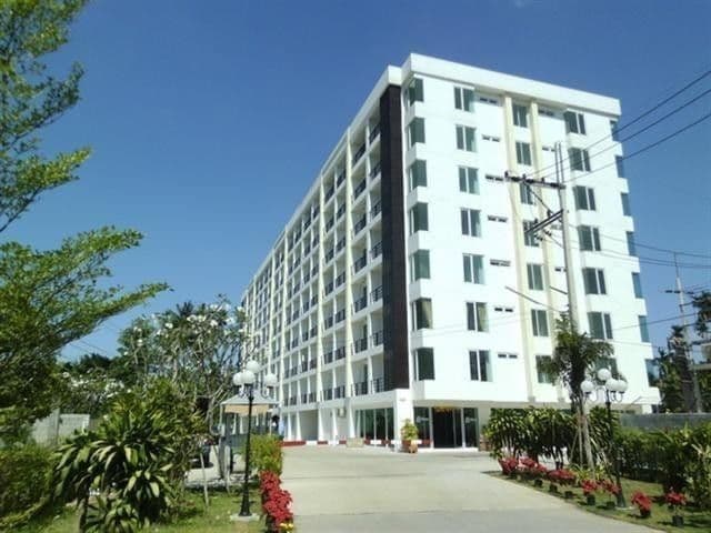 Ratchapruek Condo main view