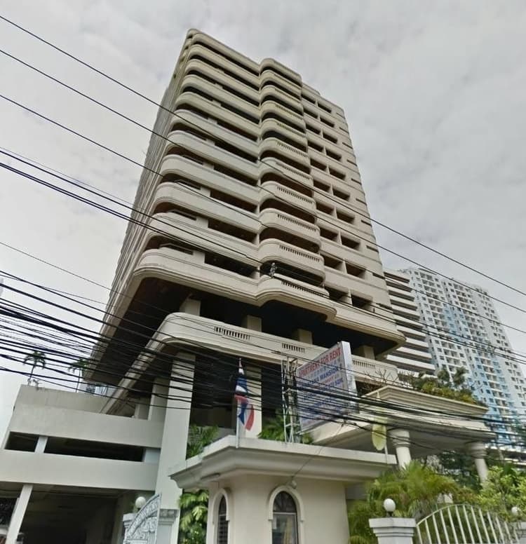 Sriratana Mansion 2 main view