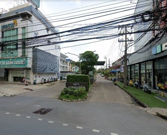 Ratchathinnamai Village main view