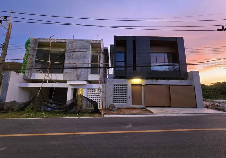 Veronica Cape Vista Yamu main view