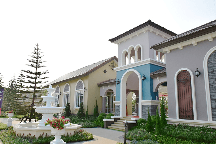 Golden Town Future-Rangsit main view