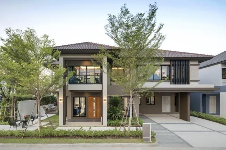 Life Bangkok Boulevard Ramintra main view