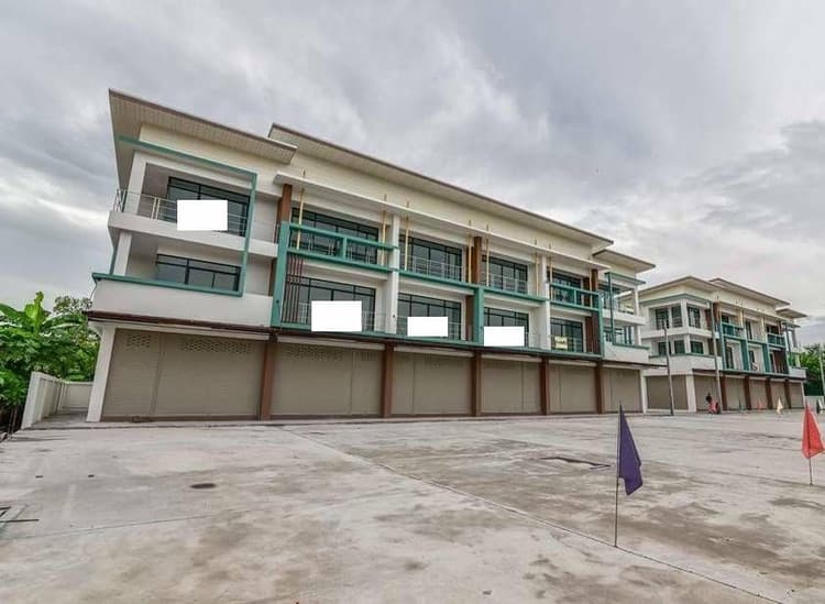 Pop Villa At Tha Tum main view