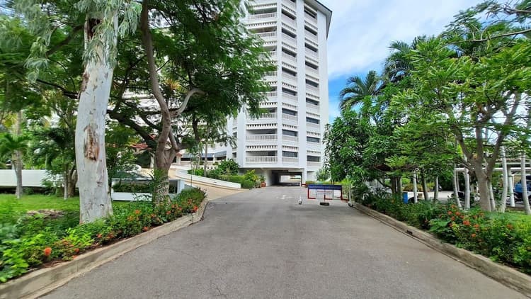 Dusit Condominium main view