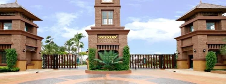 Wararom Kaewnawarat main view