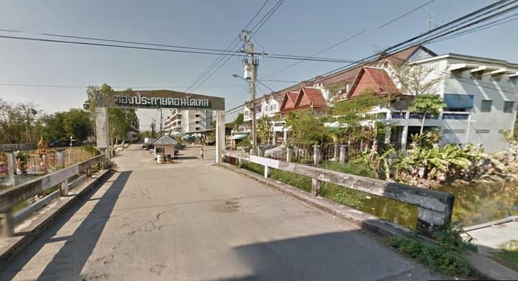 Thongprakai Condotel main view