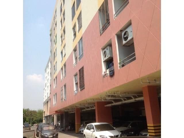 Worarat Condominium main view