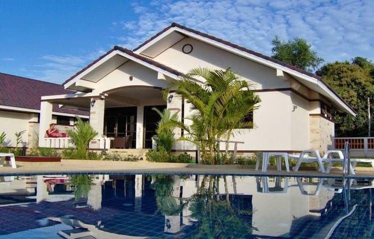 Safir Village 5 main view