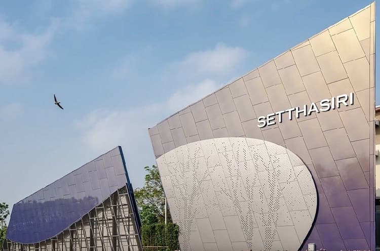 Setthasiri Thawiwatthana main view