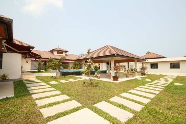 Mapraow Villa main view