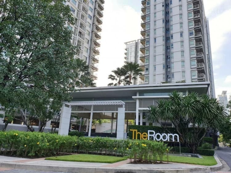 The Room Ratchada-Ladprao main view