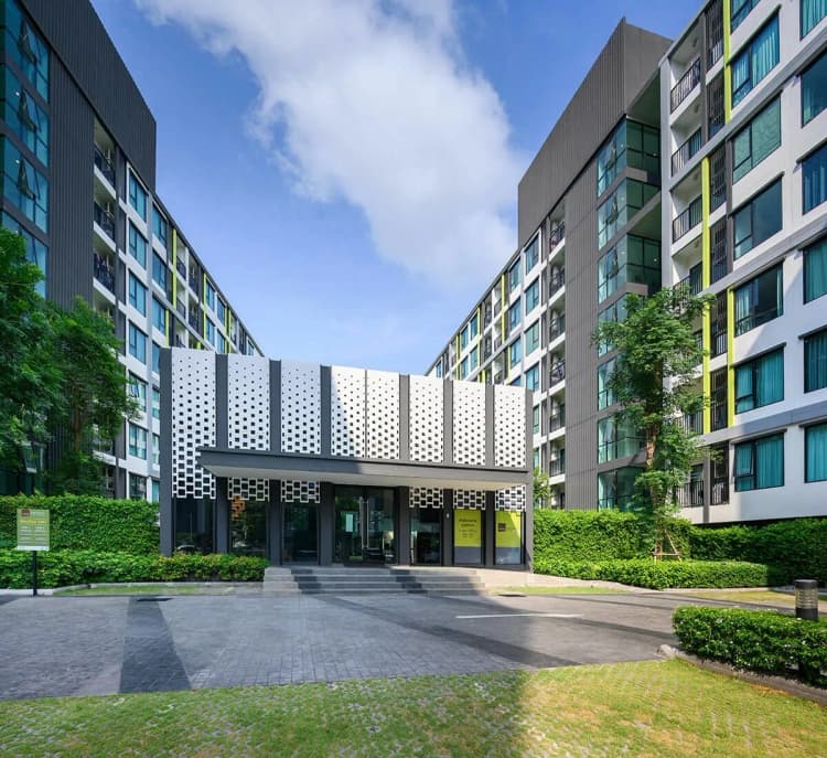 Niche Mono Sukhumvit 50 main view