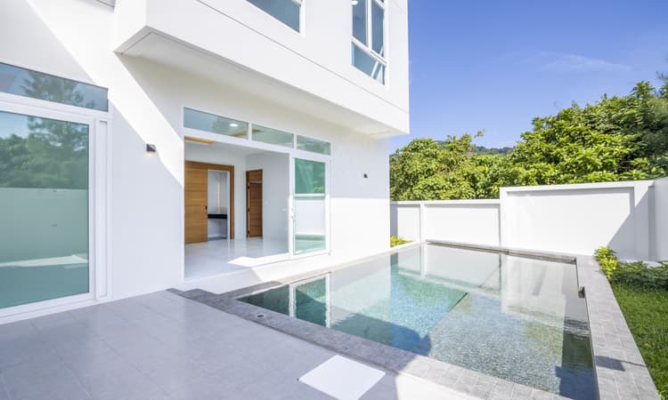 NAI VILLAS - Loch Palm Golf Course main view