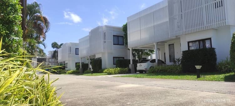 Bee Villa Wellness Resort Phuket main view