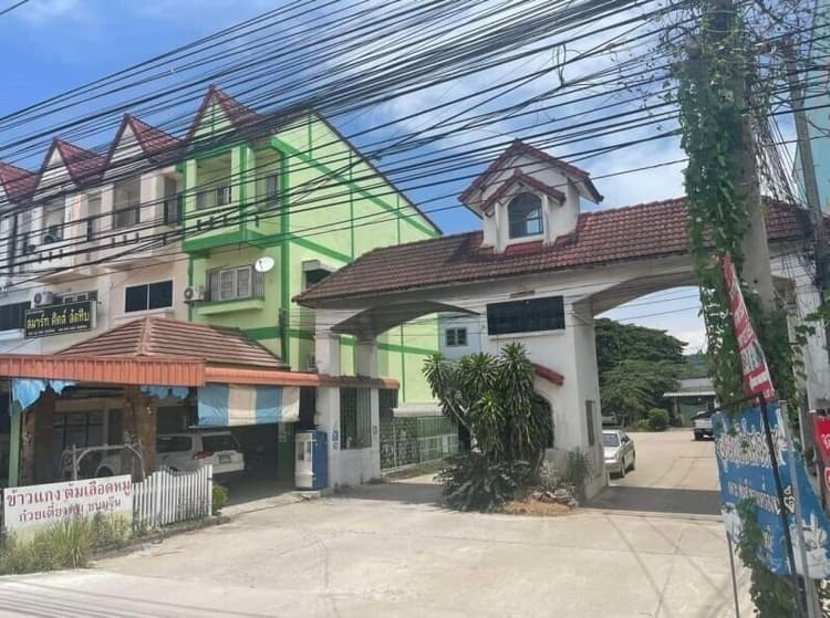 Moo Baan Virakorn main view