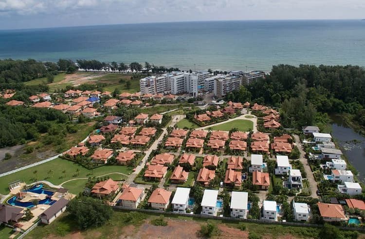 Seabreeze Residence main view