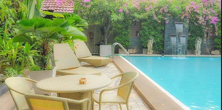 S.S. Surindra Mansion main view