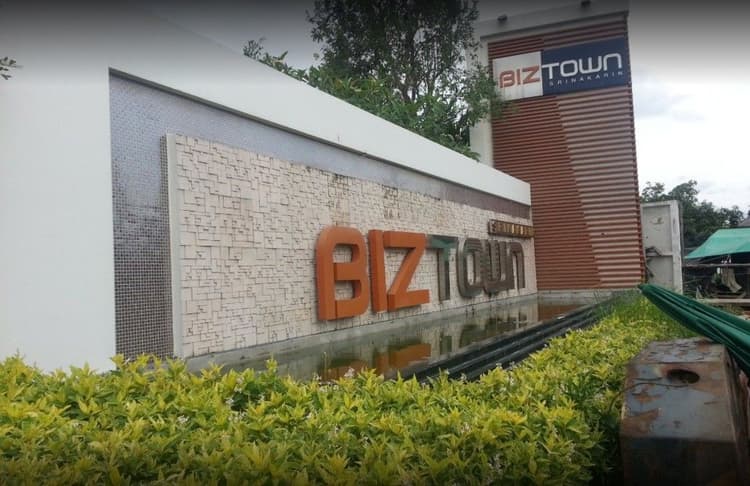 Biztown Srinakarin main view
