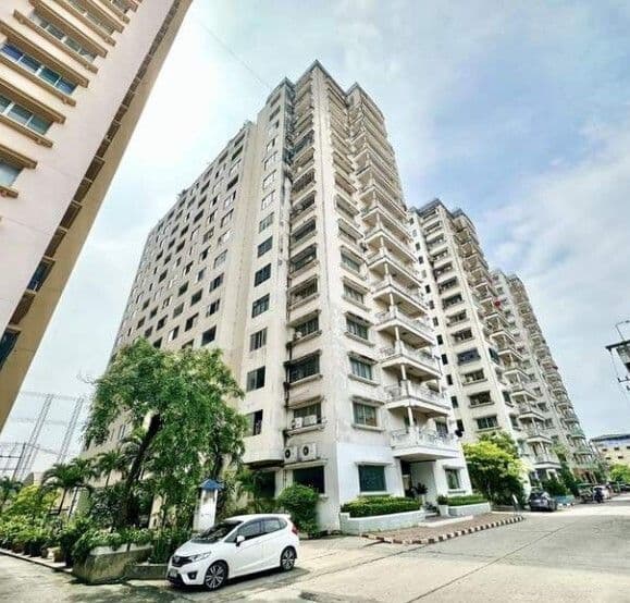 Riverpark Condotel main view