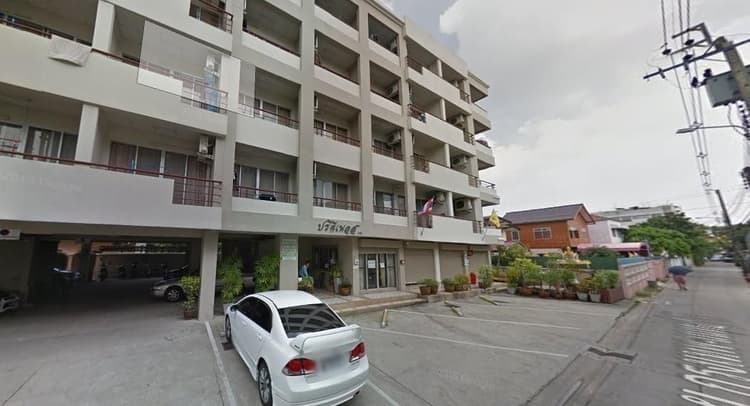 Predee Place main view