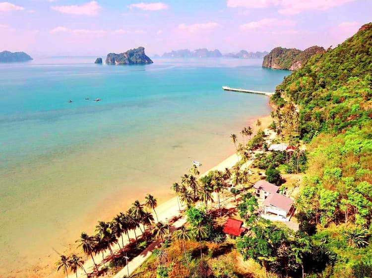 An Pao Beach Residence main view