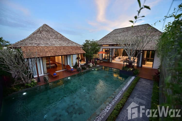 The Lake House main view