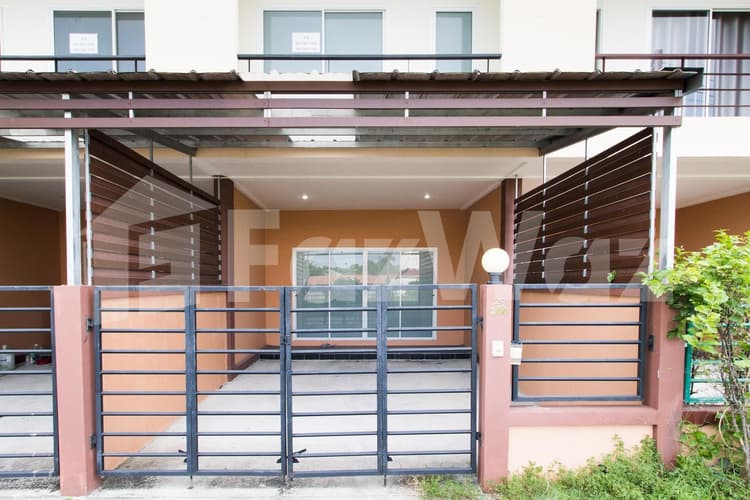 ปอนด์ ทาวน์โฮม main view