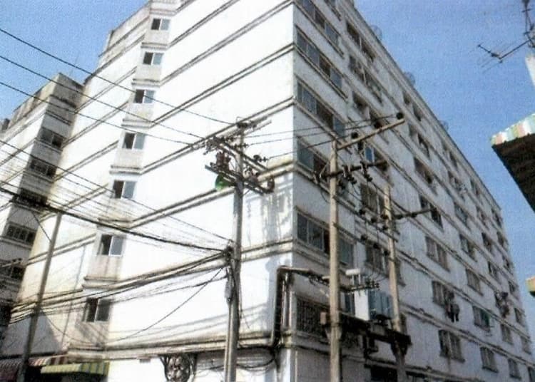 Pracha Ruamjai Condo Town main view