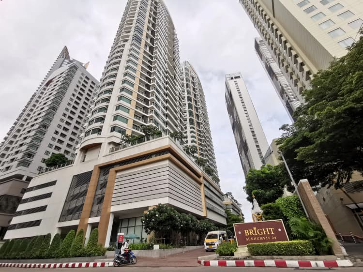 Bright Sukhumvit 24 main view