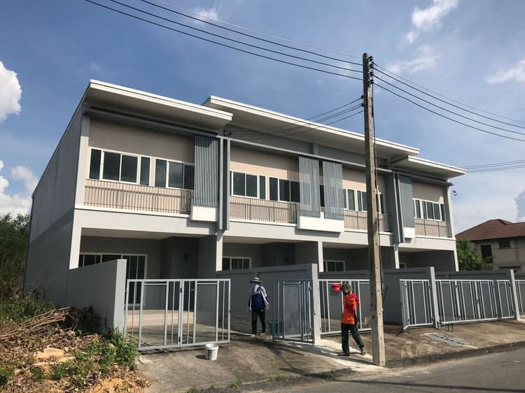 Lopburi Ville main view