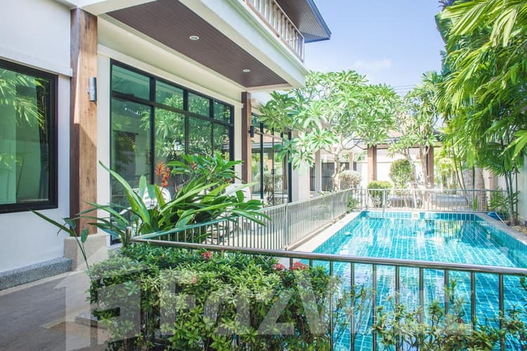 Namjai Villa main view