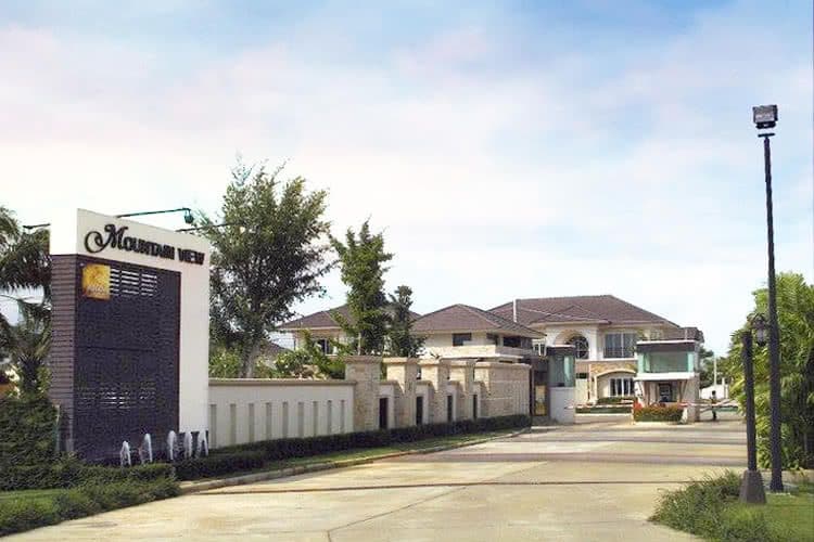 Mountain View San Phi Sura main view