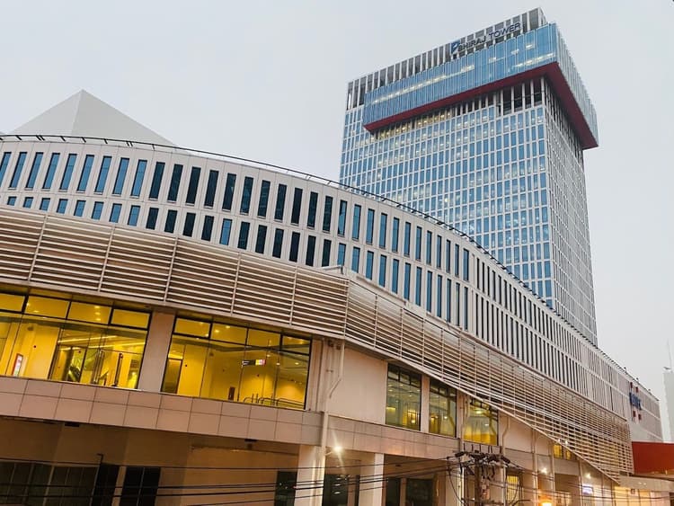 Bhiraj Tower at Bitec main view