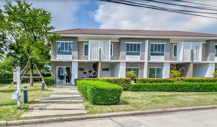 Pruksa Ville 71/1 Laem Chabang-Bang Lamung main view