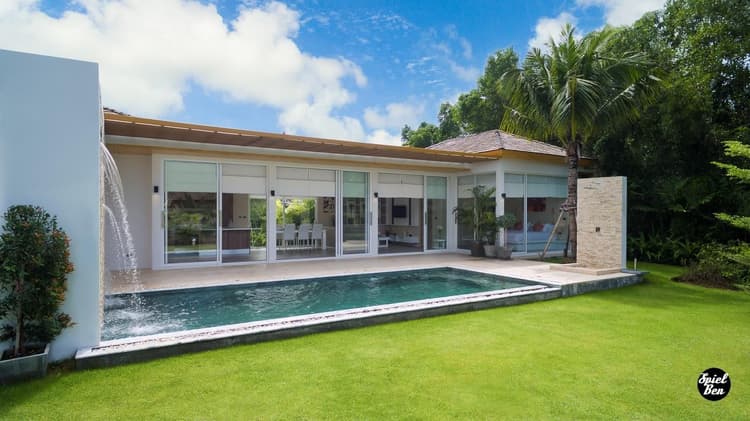 The Signature Villas main view