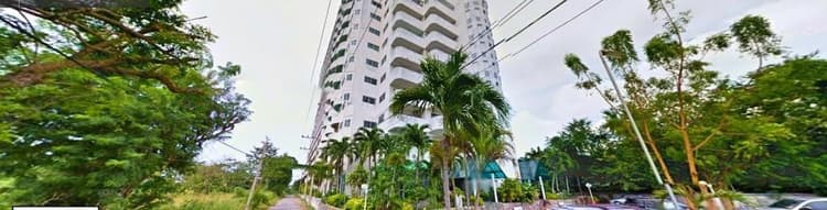 Nattasa Condo main view